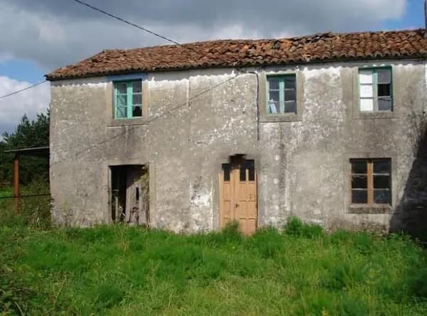 Finca agrícola de 0,23 ha en venta en Naron, La coruna