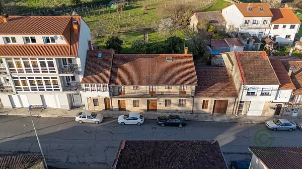 Casa de 0,126 ha en venta en Maside, Ourense