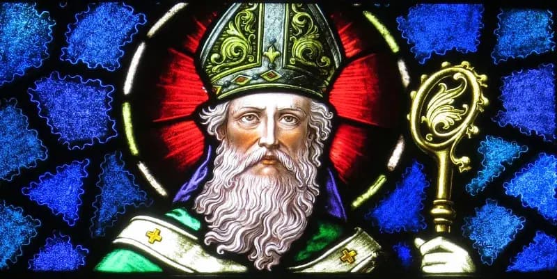 ¿Qué santo se celebra hoy 17 de marzo de 2026 y qué secretos agrarios esconde?