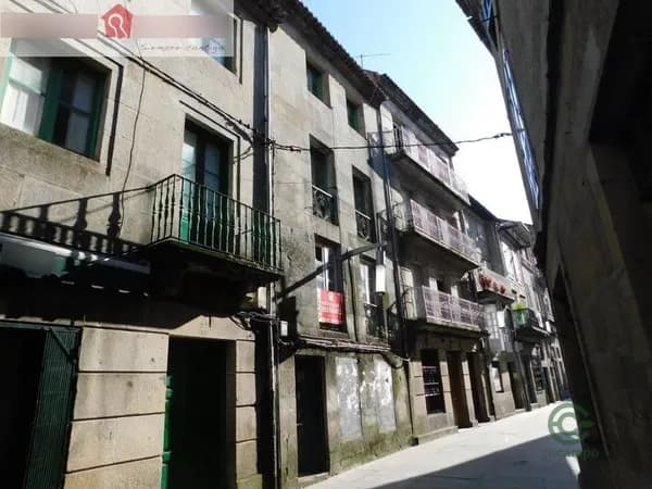 Casa de 0,022 ha en venta en Pontevedra, Pontevedra