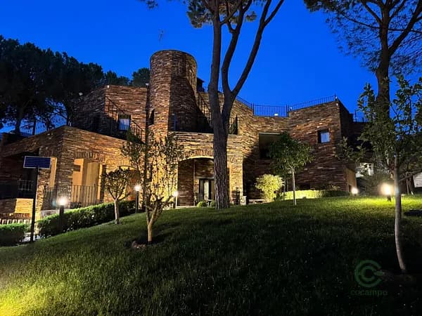 Casa de 0,2 ha en venta en Tordesillas, Valladolid