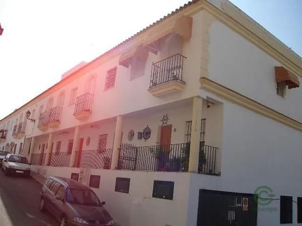 Casa de 0,01 ha en venta en Arcos de la frontera, Cadiz