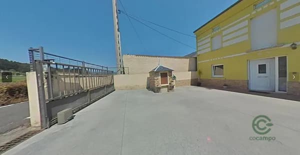 Casa de 0,13 ha en venta en Lugo