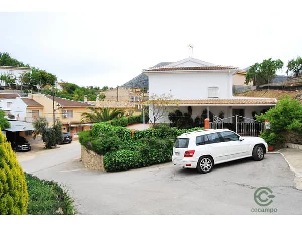 Casa de 0,0277 ha en venta en Loja, Granada