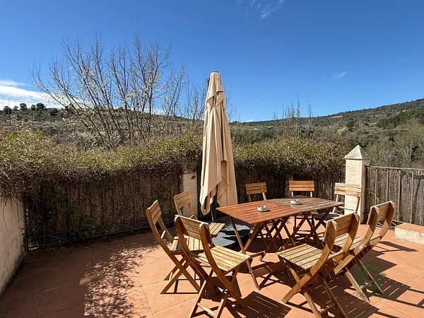 Casa de 0,0253 ha en venta en Auñon, Guadalajara