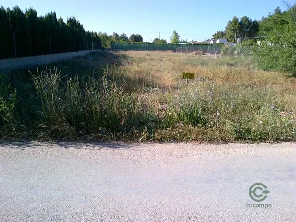 Finca agrícola de 0,1 ha en venta en Albacete, Albacete