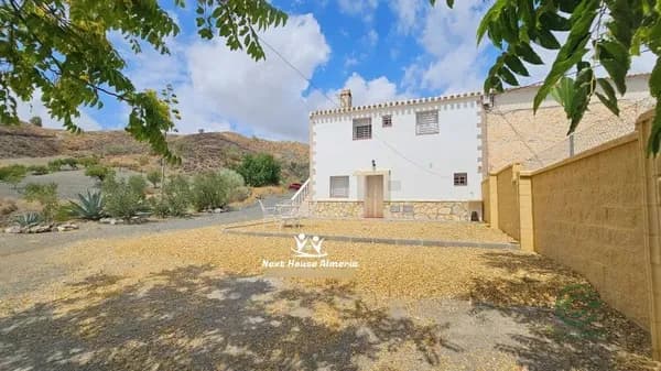 Finca rústica de 5,5601 ha en venta en Taberno, Almeria