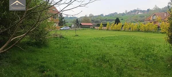 Terreno urbano de 0,1599 ha en venta en Udias, Cantabria