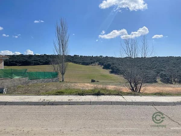 Terreno urbano de 0,0307 ha en venta en El casar, Guadalajara