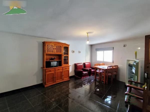 Casa de 0,0144 ha en venta en Albunuelas, Granada