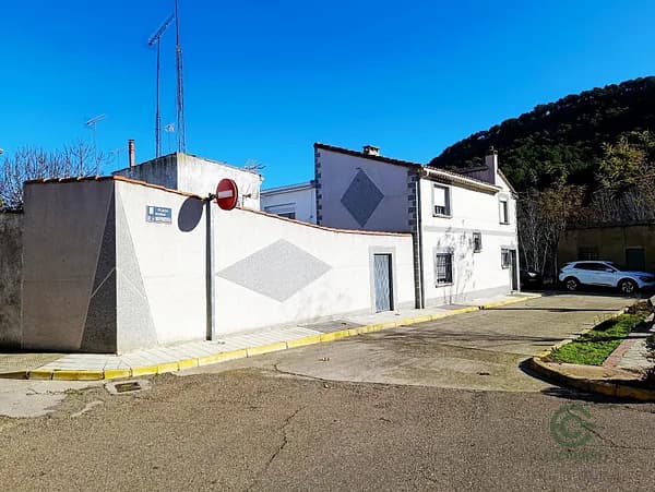 Casa de 0,0114 ha en venta en Cabezón de pisuerga, Valladolid
