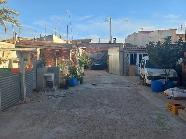 Terreno urbano de 0,03 ha en venta en Roda (la), Albacete