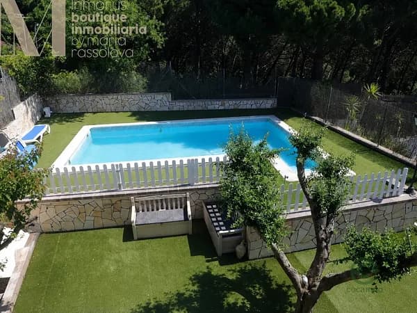 Casa de 0,0283 ha en venta en Calella, Barcelona