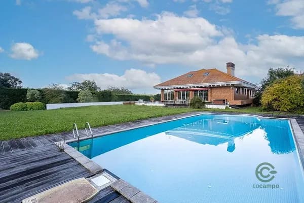 Casa de 0,2023 ha en venta en Sancibrian, Cantabria