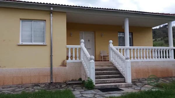 Casa de 0,0453 ha en venta en Belorado, Burgos