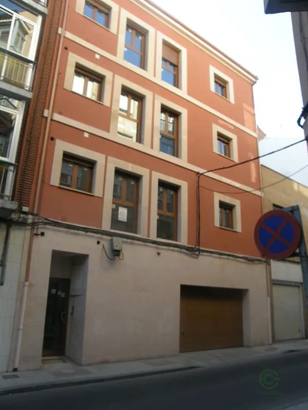 Casa de 0,0258 ha en venta en Leon, Leon