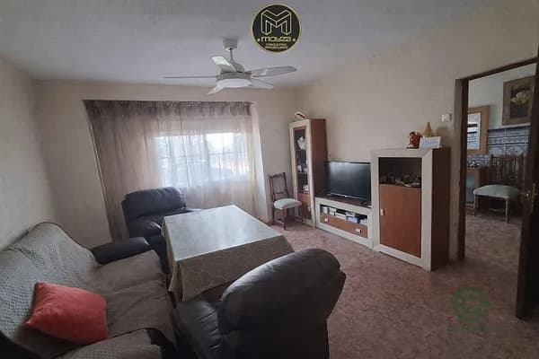 Casa de 0,01 ha en venta en Jaén, Jaen