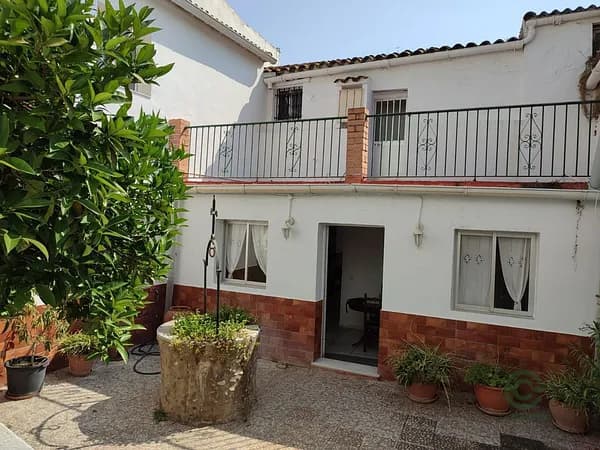 Casa de 0,038 ha en venta en Jimena de la frontera, Cadiz
