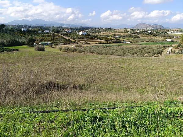 Finca agrícola de 3 ha en venta en Alhaurín el grande, Malaga