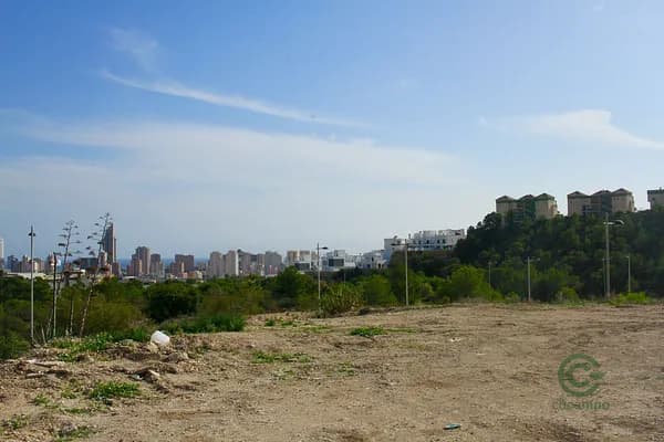 Urban land of 0,2312 ha for sale in Alicante