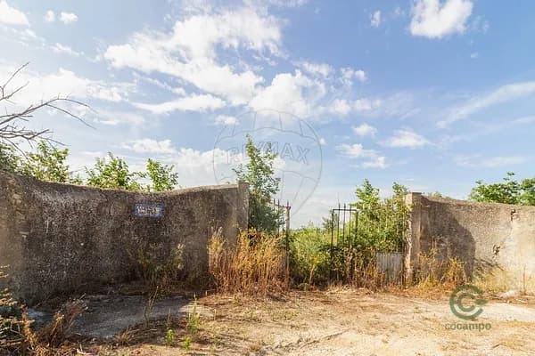 Terra urbana de 1,6 ha para venda em Lisboa