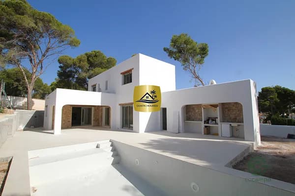 Casa de 0,1162 ha en venta en Moraira, Alicante