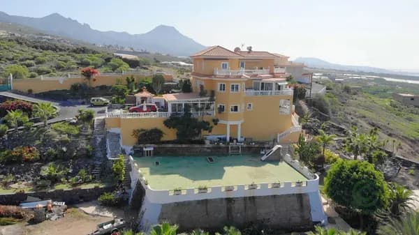 Casa de 0,0416 ha en venta en Adeje, Santa cruz de tenerife