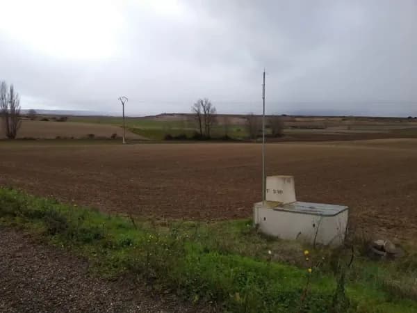 Finca agrícola de 1,89 ha en venta en Zarraton, La rioja