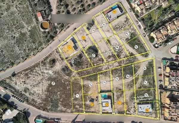 Urban land of 0,0333 ha for sale in Almeria