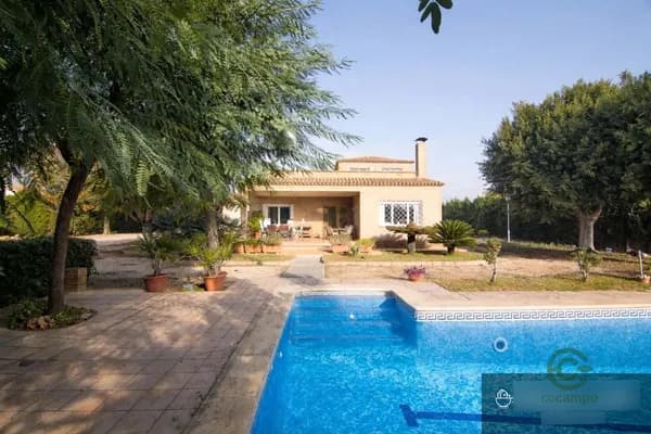 Casa de 0,3344 ha en venta en Elche/elx, Alicante