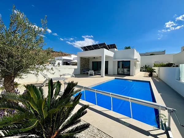Urban land of 0,0414 ha for sale in Alicante