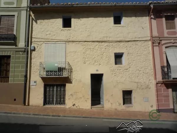 Casa de 0,03 ha en venta en Soneja, Castellon