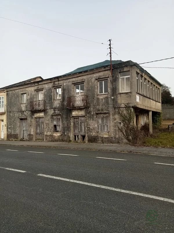 Casa de 0,1 ha en venta en Xermade, Lugo