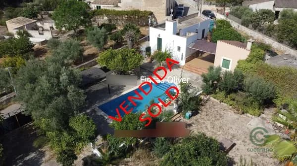 Finca de recreo de 0,1757 ha en venta en Llubi, Islas baleares