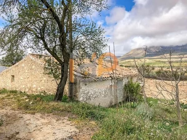 Finca agrícola de 0,2276 ha en venta en Chirivel, Almeria