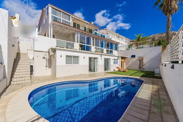 Casa de 0,0375 ha en venta en Adeje, Santa cruz de tenerife