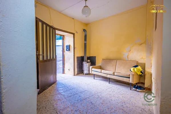 Casa de 0,004 ha en venta en Atanzon, Guadalajara