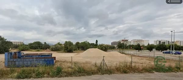 Spot image