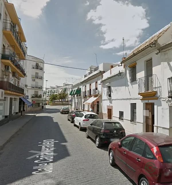 Casa de 0,0271 ha en venta en Sevilla