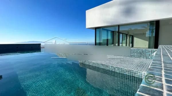 Casa de 0,0872 ha en venta en Guia de isora, Sta.cruz tener.