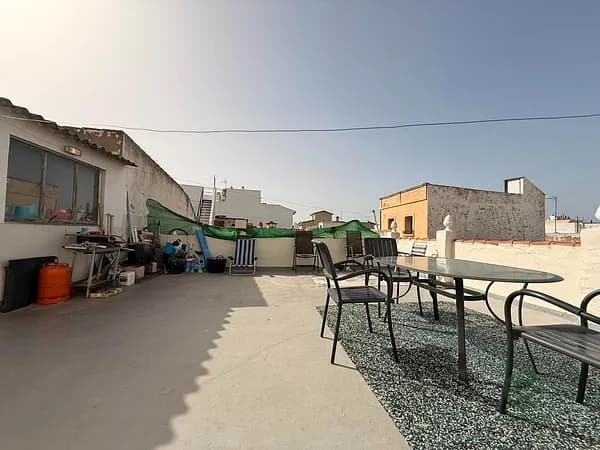 Casa de 0,013 ha en venta en Alicante