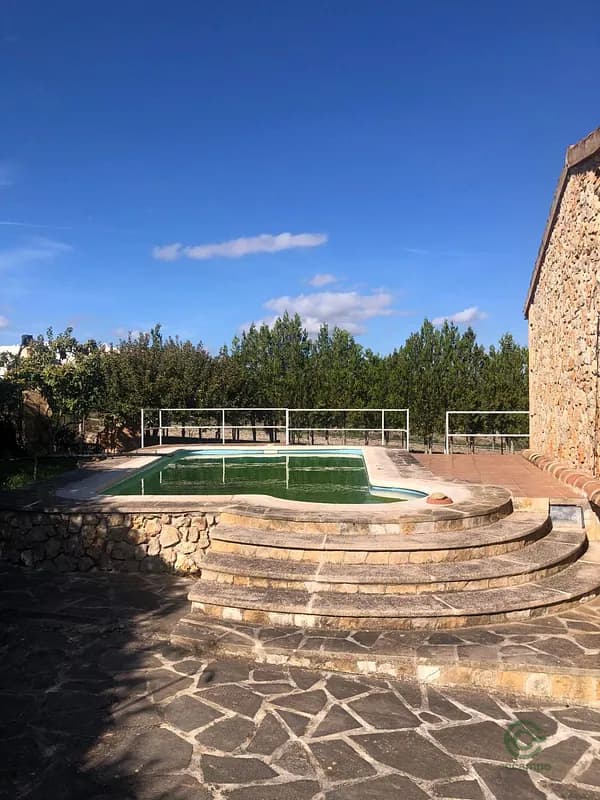 Finca rústica de 0,37 ha en venta en Petra, Islas baleares