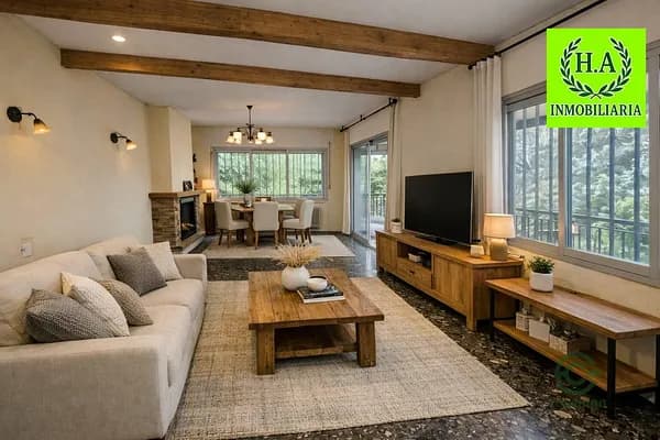 Casa de 0,1125 ha en venta en Pedrezuela, Madrid