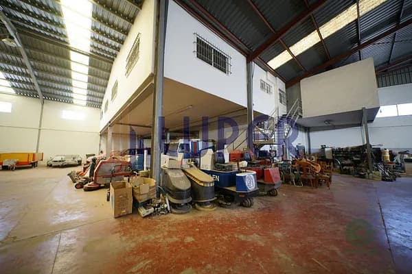 Nave industrial de 0,1 ha en venta en San vicente del raspeig, Alicante