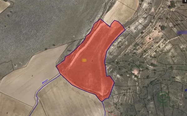 Finca agrícola de 1,8 ha en venta en Segovia