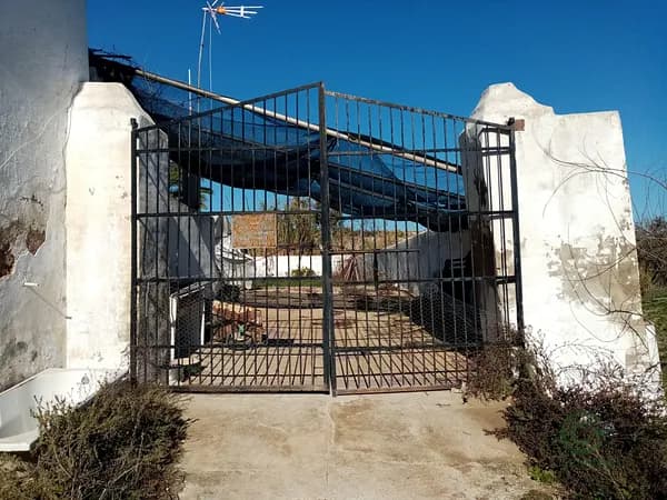 Finca rústica de 1,2977 ha en venta en Herrera, Sevilla