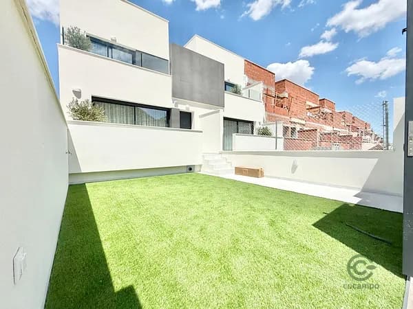 Casa de 0,0101 ha en venta en Cox, Alicante