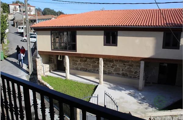 Finca rústica de 0,03 ha en venta en Lobios, Ourense