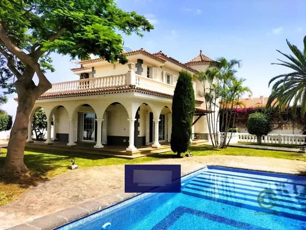 Casa de 0,0657 ha en venta en Tenerife