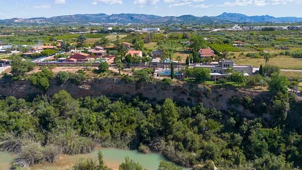 Casa de 0,2 ha en venta en Vila-real, Castellon